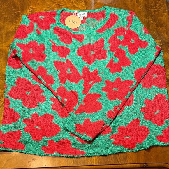 BiBi Sweaters - BiBi Women's Floral Knit Sweater - Size XL